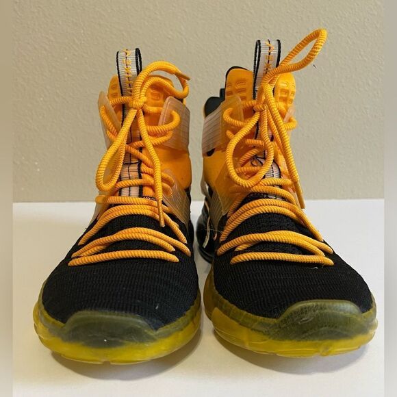 VITIKE Men’s Basketball Shoe. - Picture 5 of 10